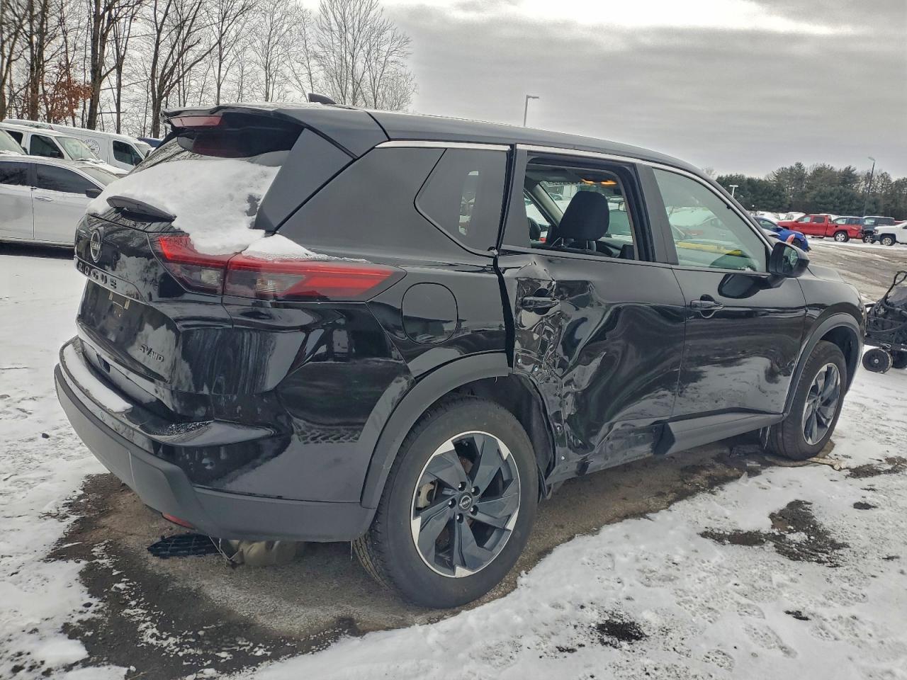 2024 NISSAN ROGUE SV photo 3