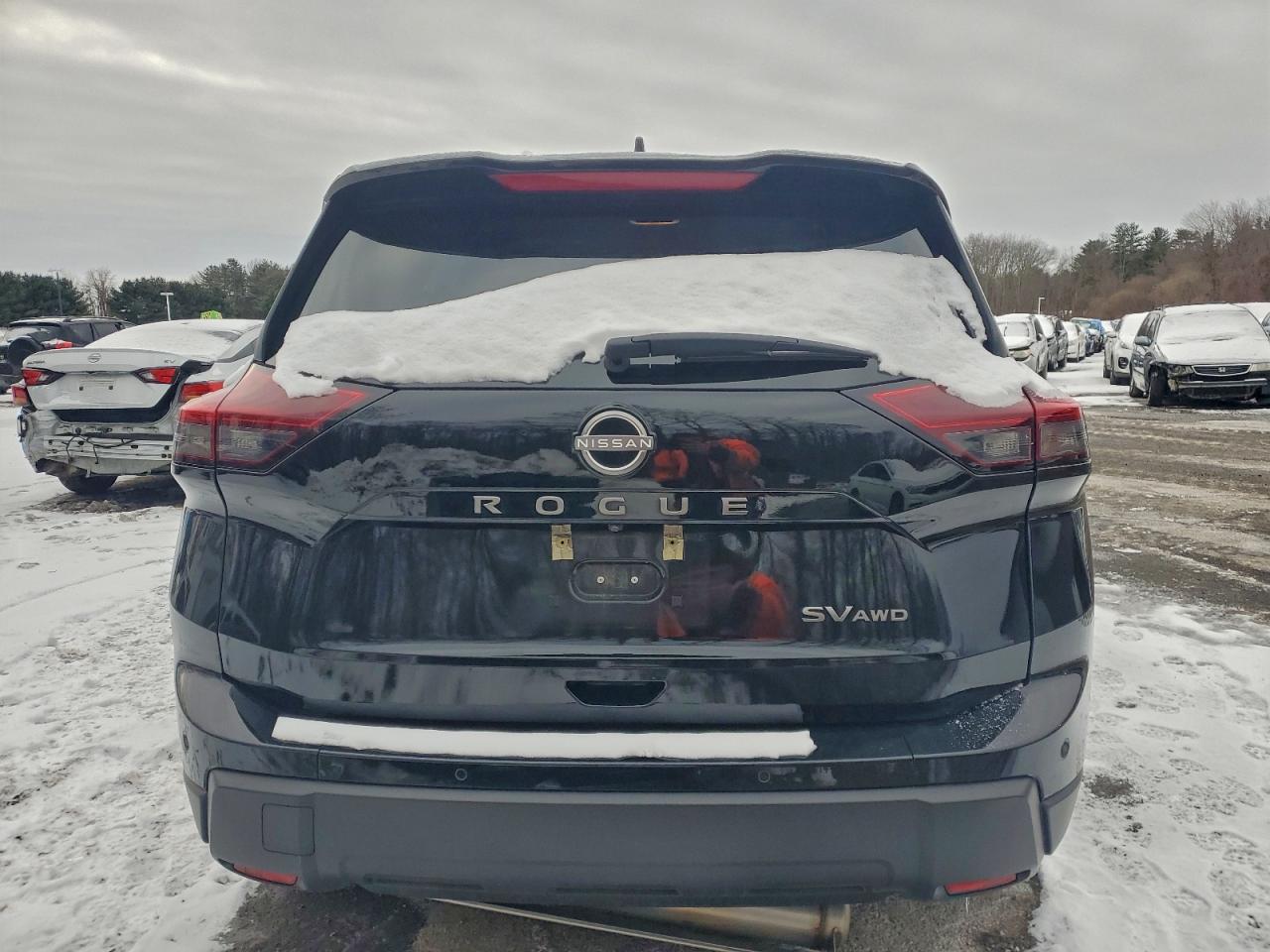 2024 NISSAN ROGUE SV photo 6