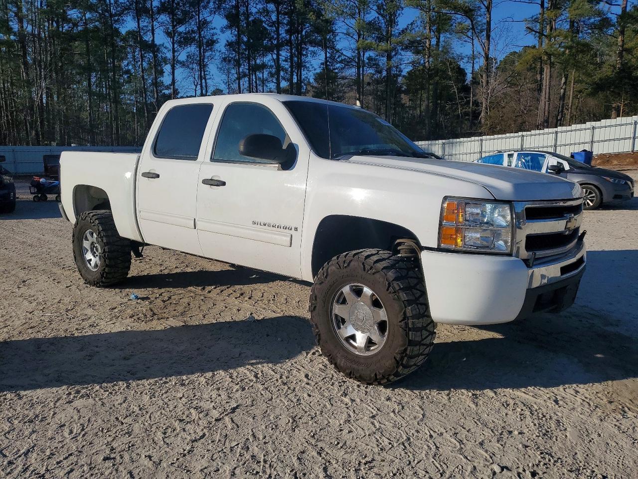 2009 CHEVROLET SILVERADO C1500 photo 7
