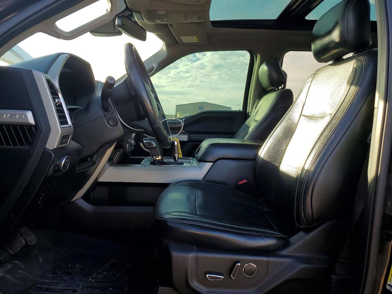 2017 FORD F150 SUPERCREW photo 7