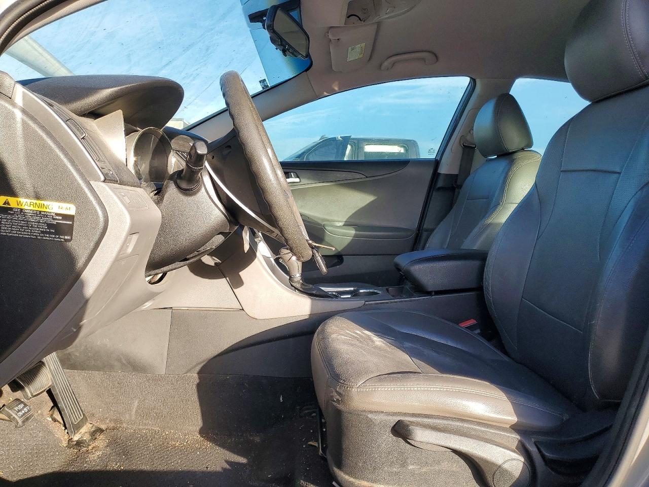 2013 HYUNDAI SONATA GLS photo 19