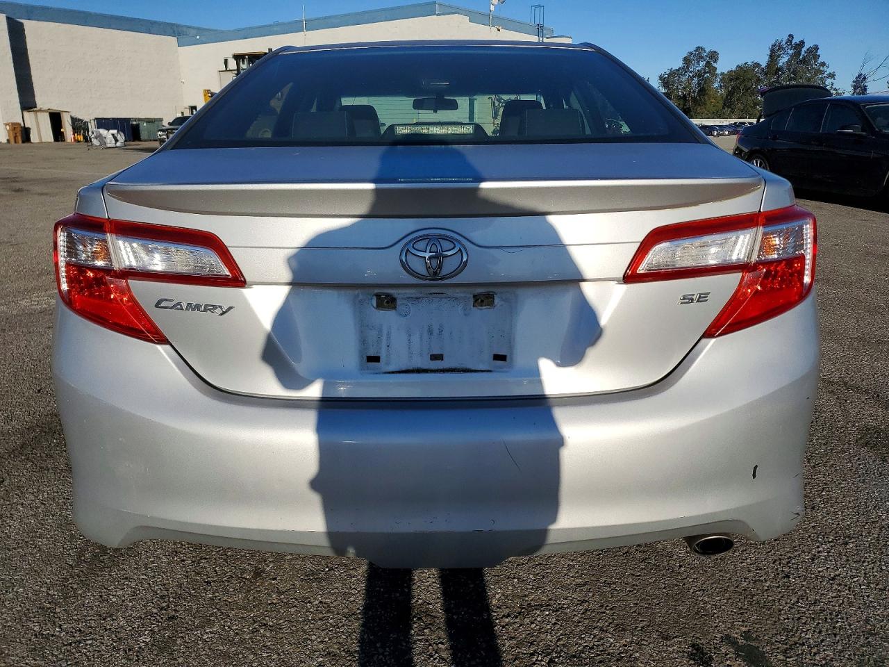 2013 TOYOTA CAMRY L photo 11