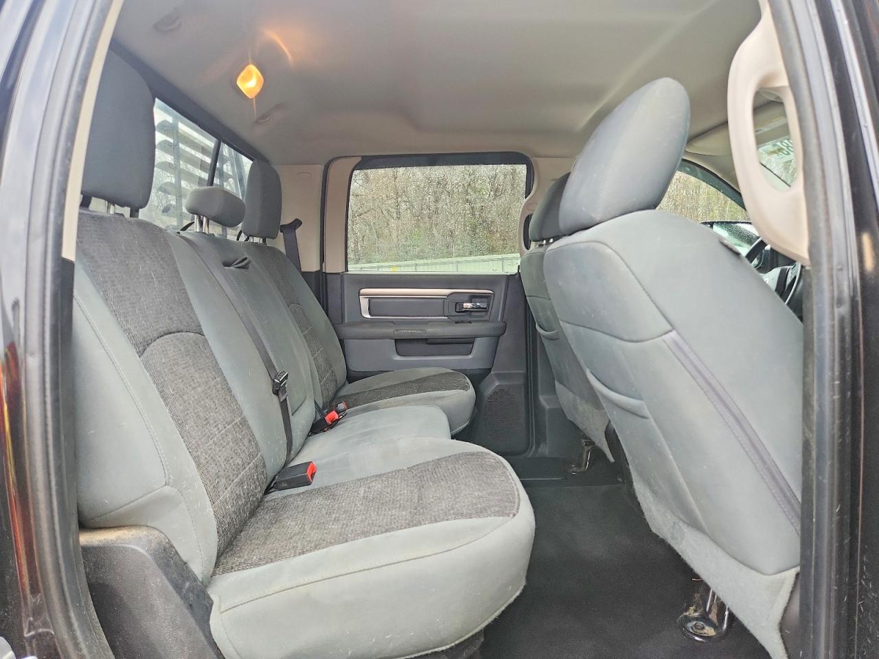 2016 RAM 2500 SLT photo 10