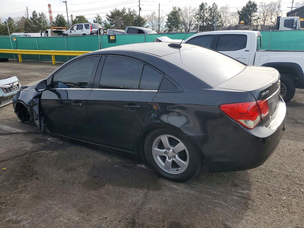 2016 CHEVROLET CRUZE LIMITED LT photo 2