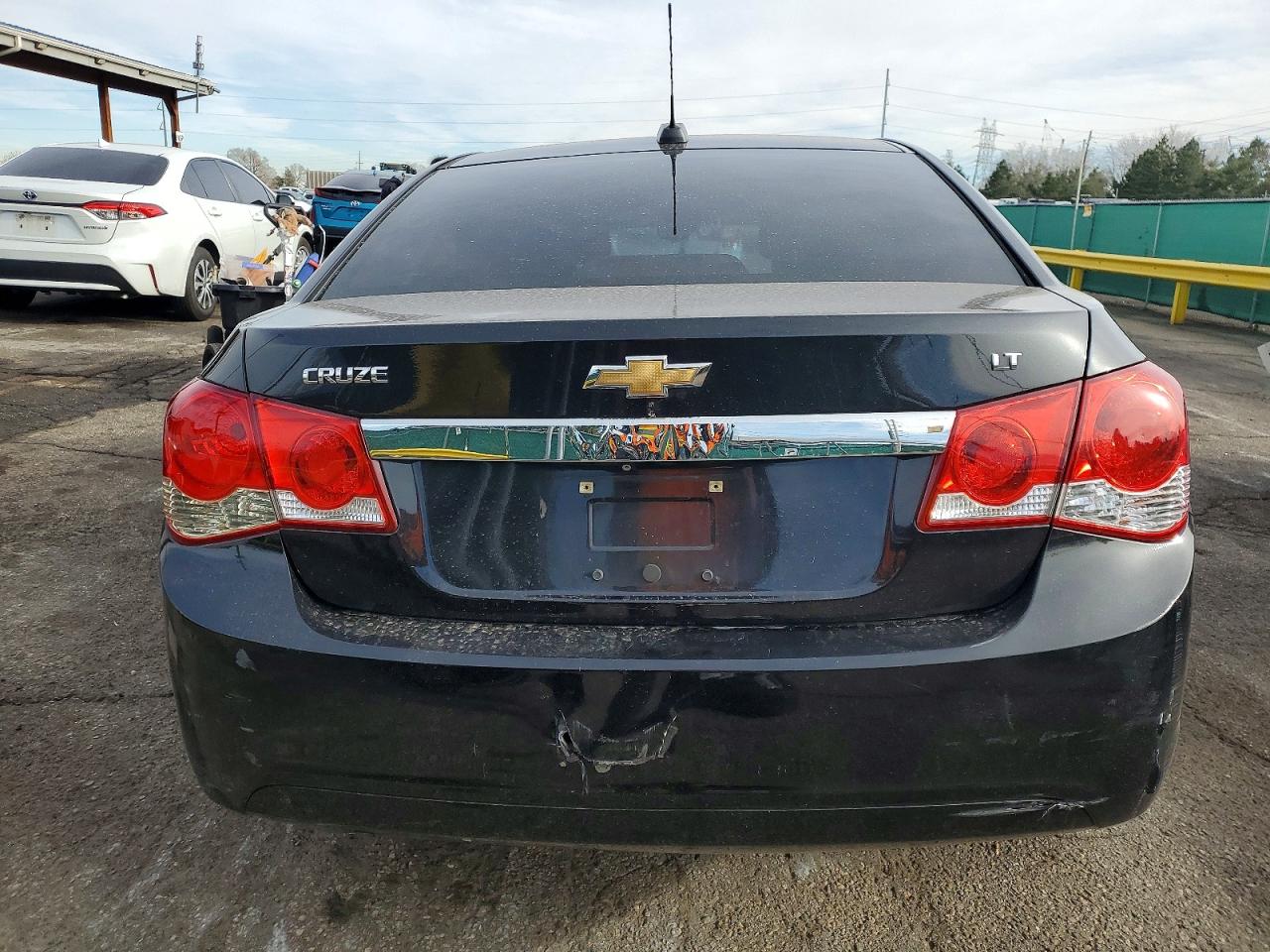 2016 CHEVROLET CRUZE LIMITED LT photo 6