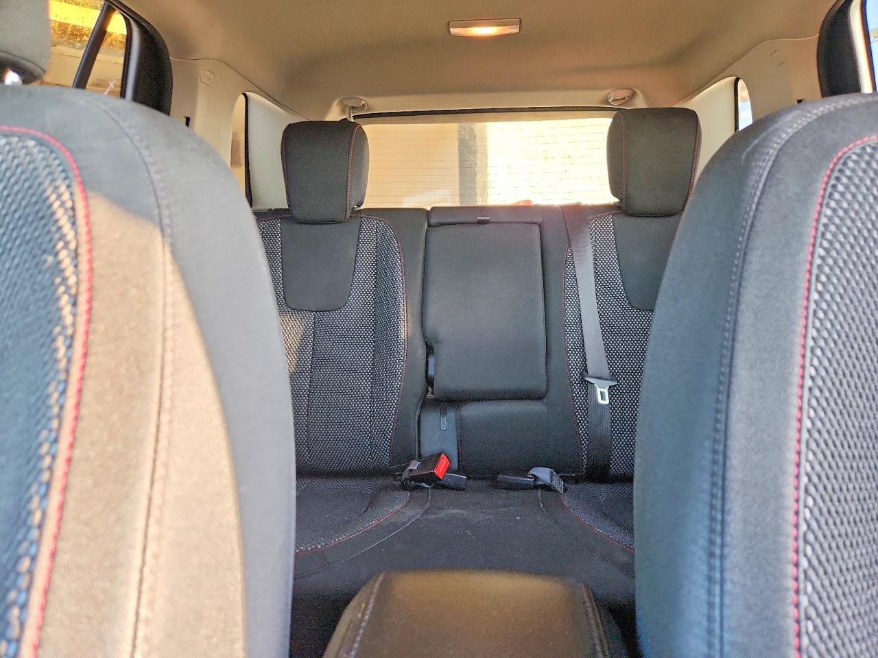 2017 GMC TERRAIN SLE photo 10
