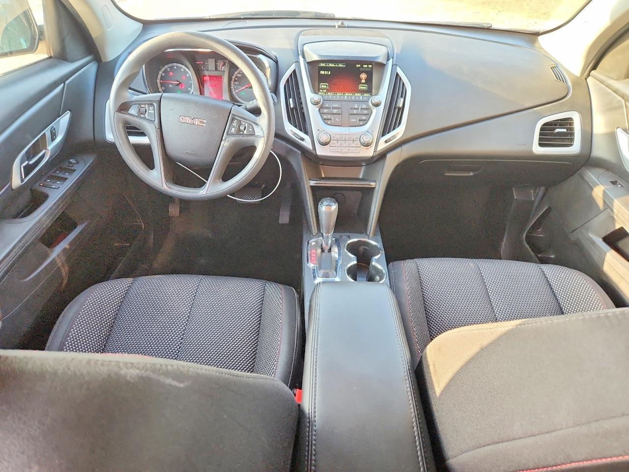 2017 GMC TERRAIN SLE photo 8