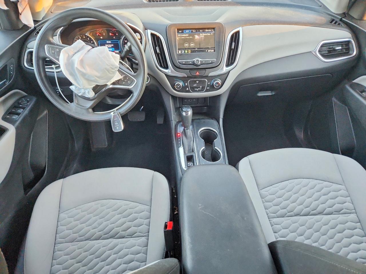 2019 CHEVROLET EQUINOX LT photo 8