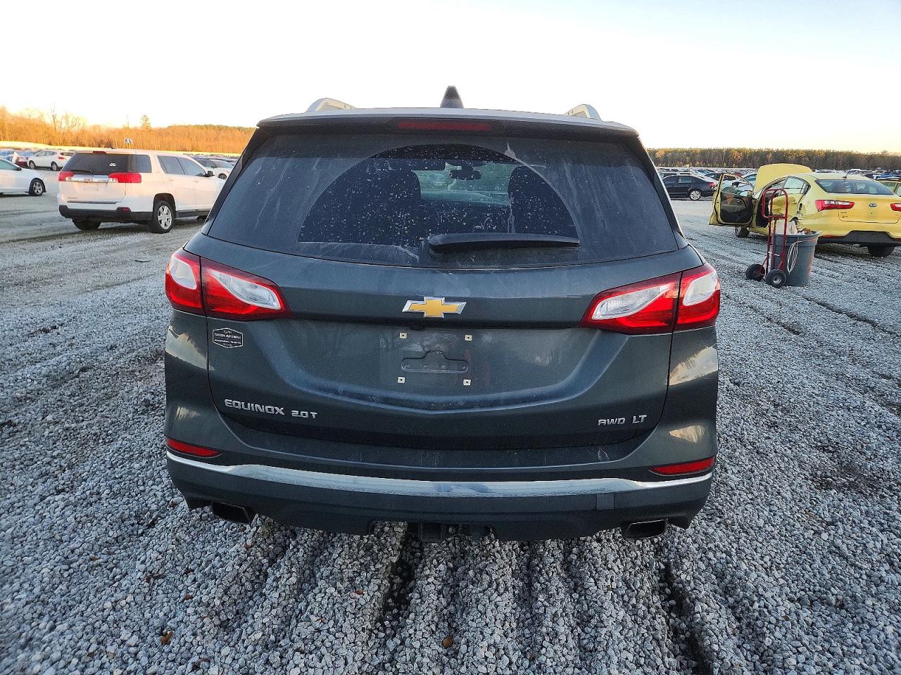 2019 CHEVROLET EQUINOX LT photo 6