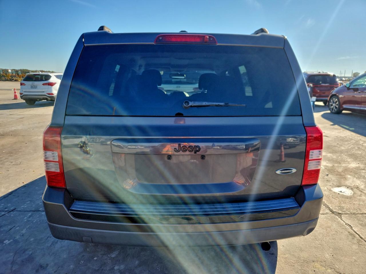 2015 JEEP PATRIOT SPORT photo 6