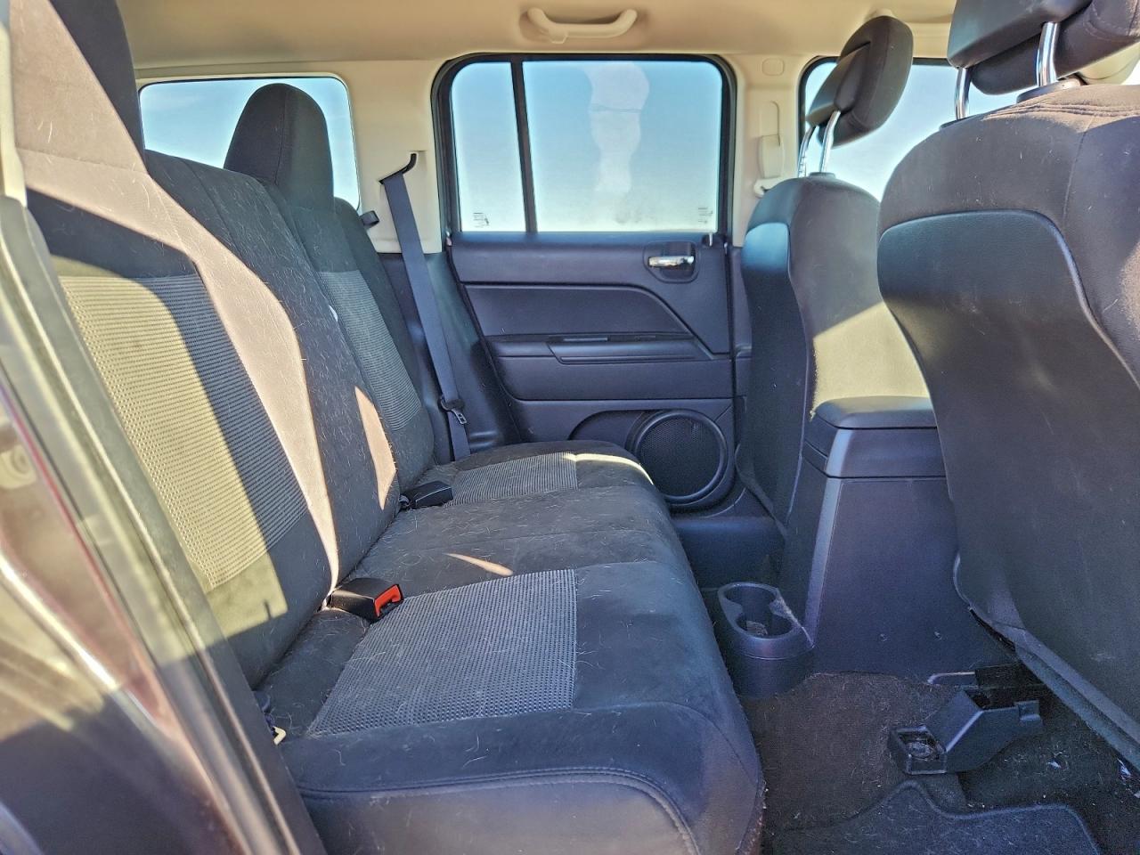 2015 JEEP PATRIOT SPORT photo 11