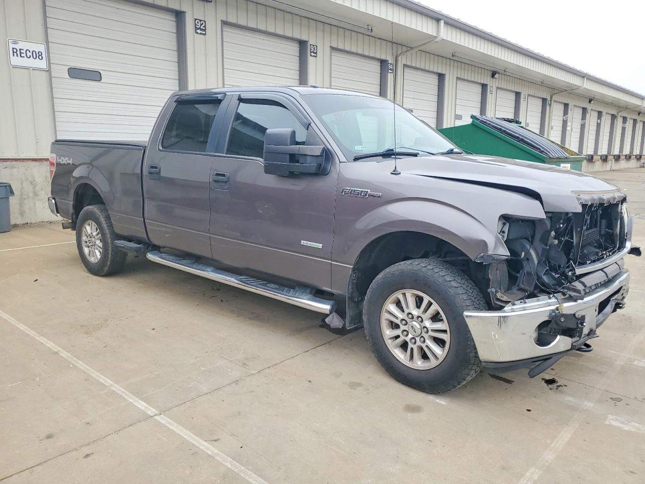 2013 FORD F150 SUPERCREW photo 4