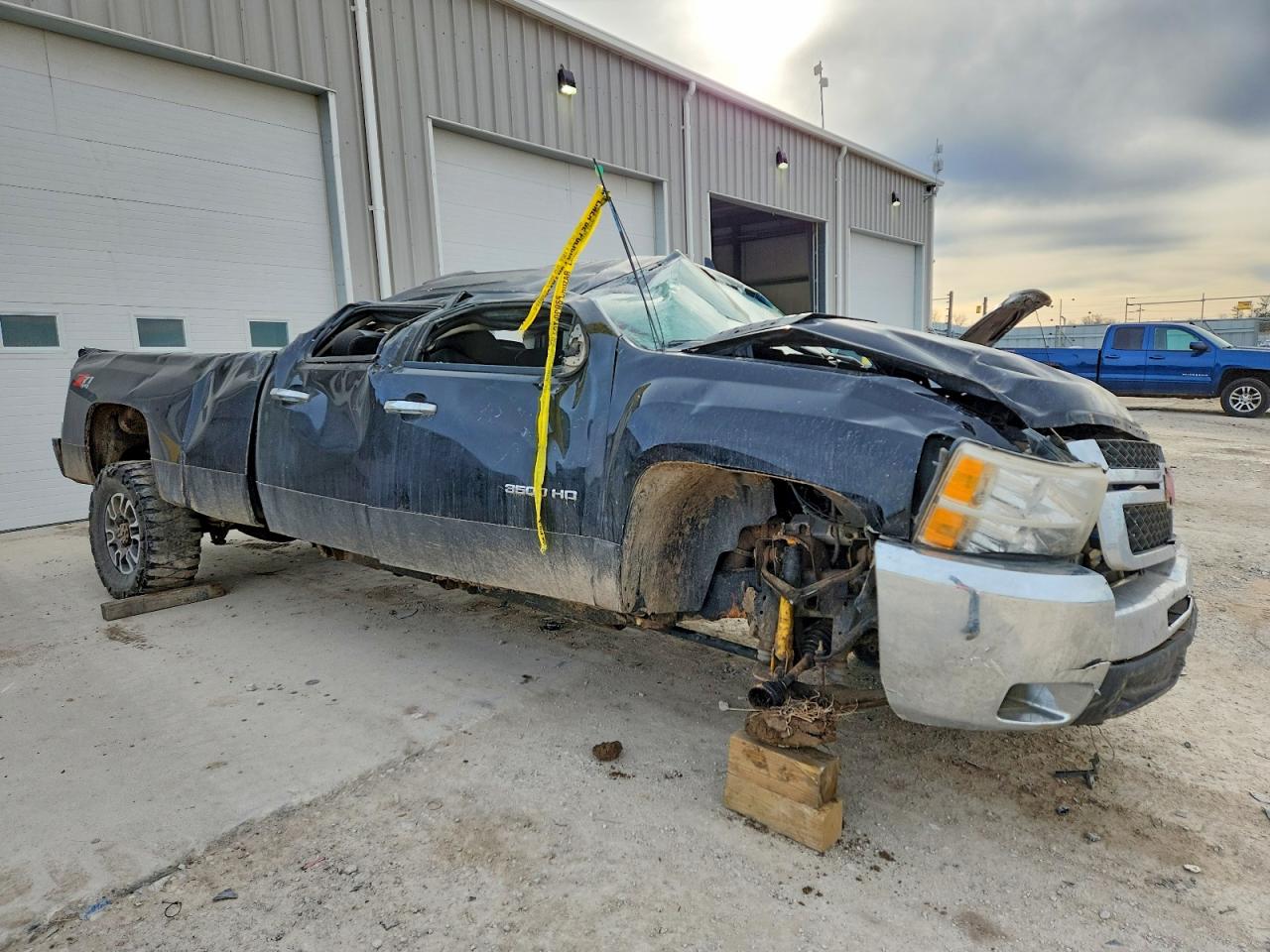 2014 CHEVROLET SILVERADO K3500 LT photo 7