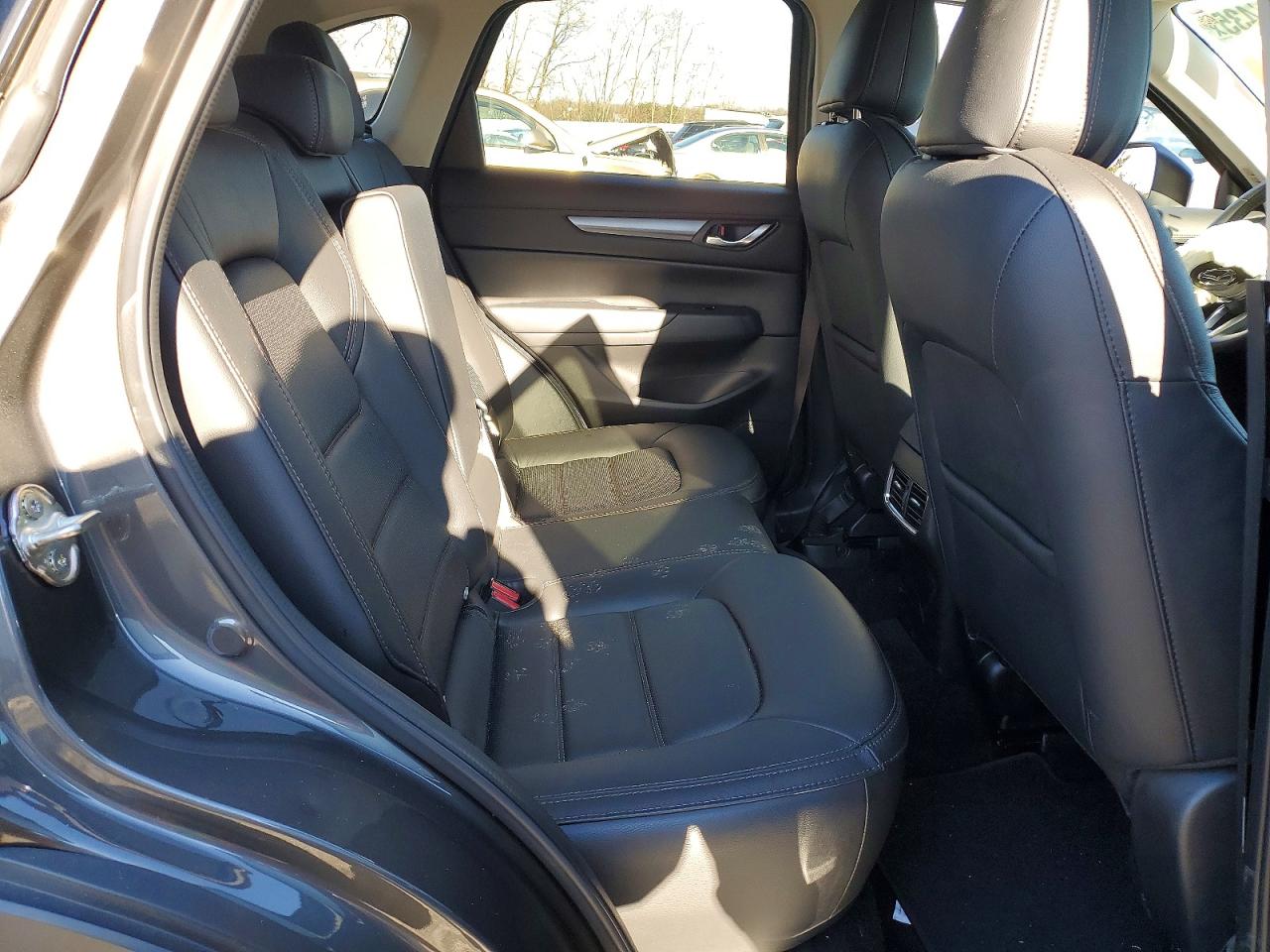 2021 MAZDA CX-5 TOURING photo 11