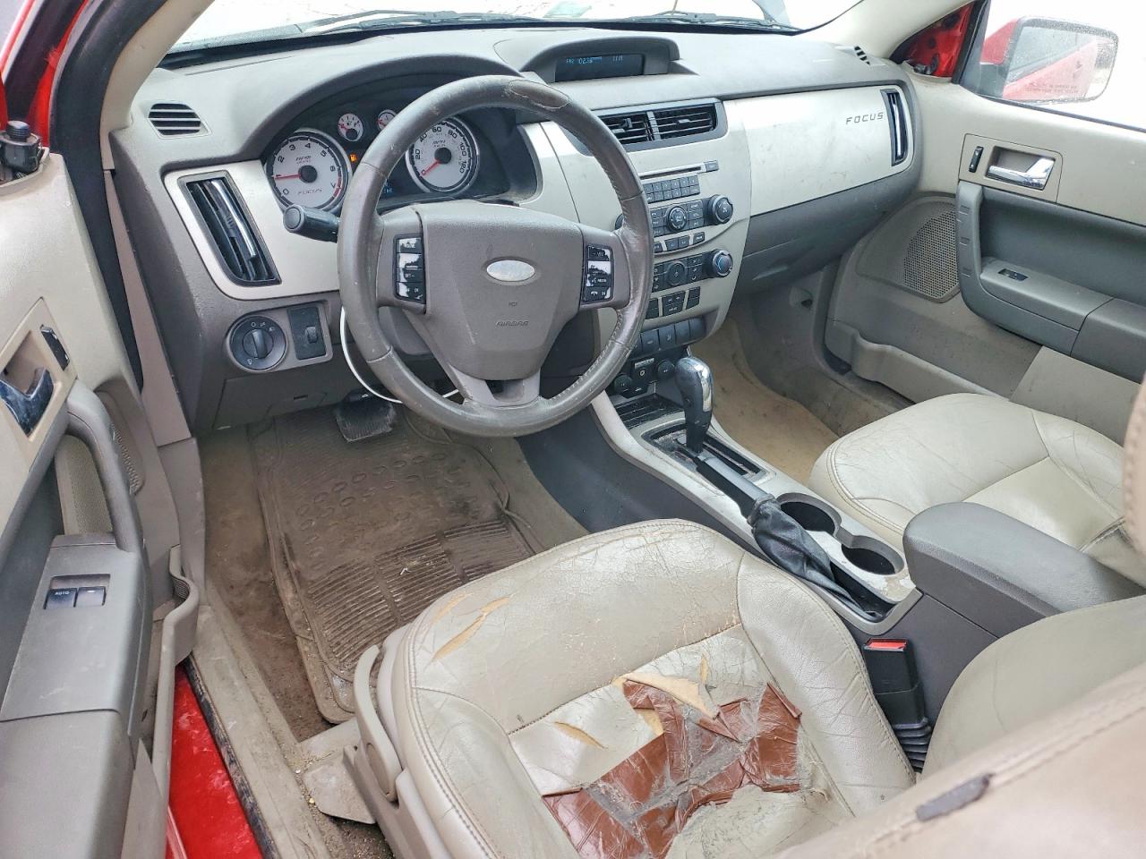 2008 FORD FOCUS SE photo 8
