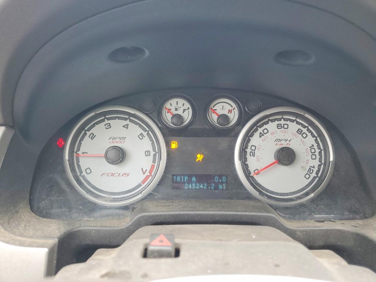 2008 FORD FOCUS SE photo 9