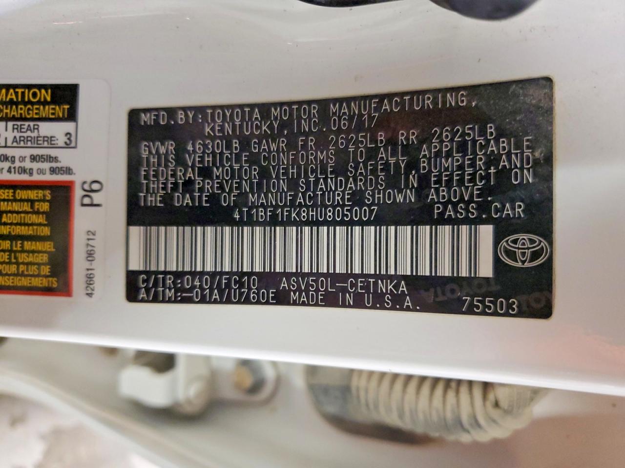 2017 TOYOTA CAMRY LE photo 34