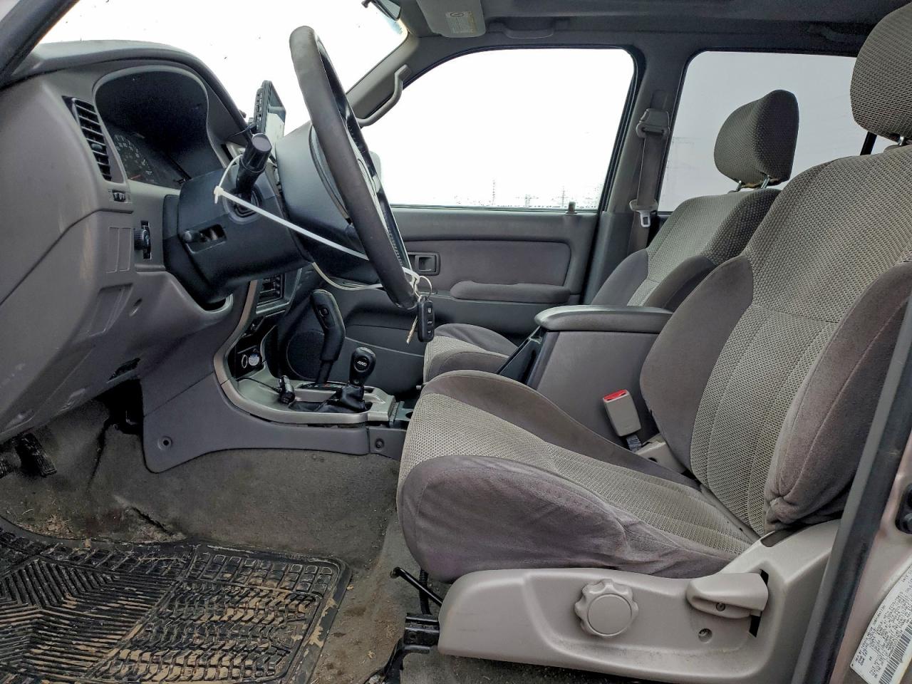 2002 TOYOTA 4RUNNER SR5 photo 7