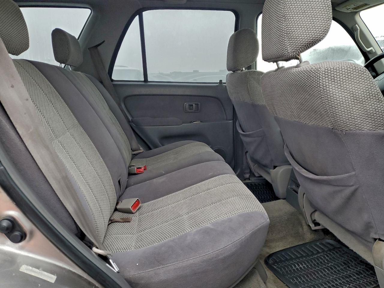 2002 TOYOTA 4RUNNER SR5 photo 10