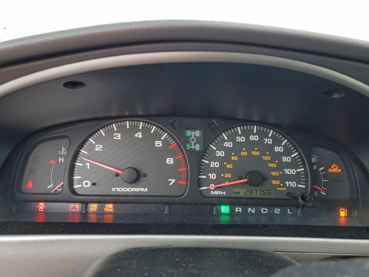 2002 TOYOTA 4RUNNER SR5 photo 9