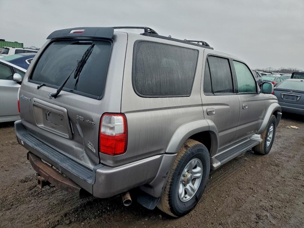 2002 TOYOTA 4RUNNER SR5 photo 3