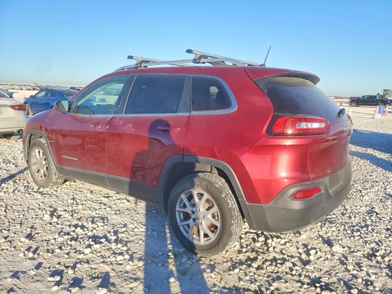 2016 JEEP CHEROKEE LATITUDE photo 2