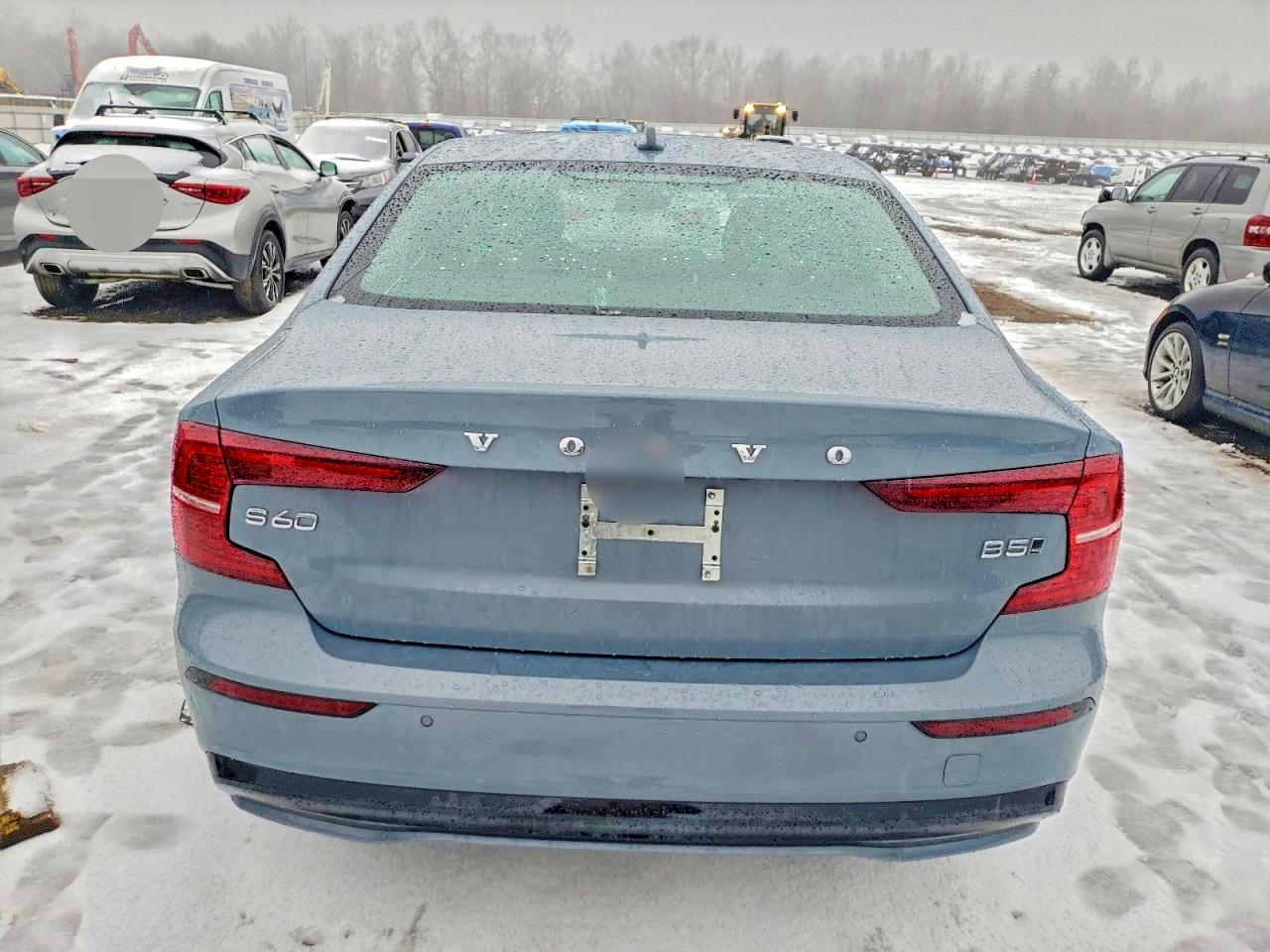 2024 VOLVO S60 PLUS photo 6