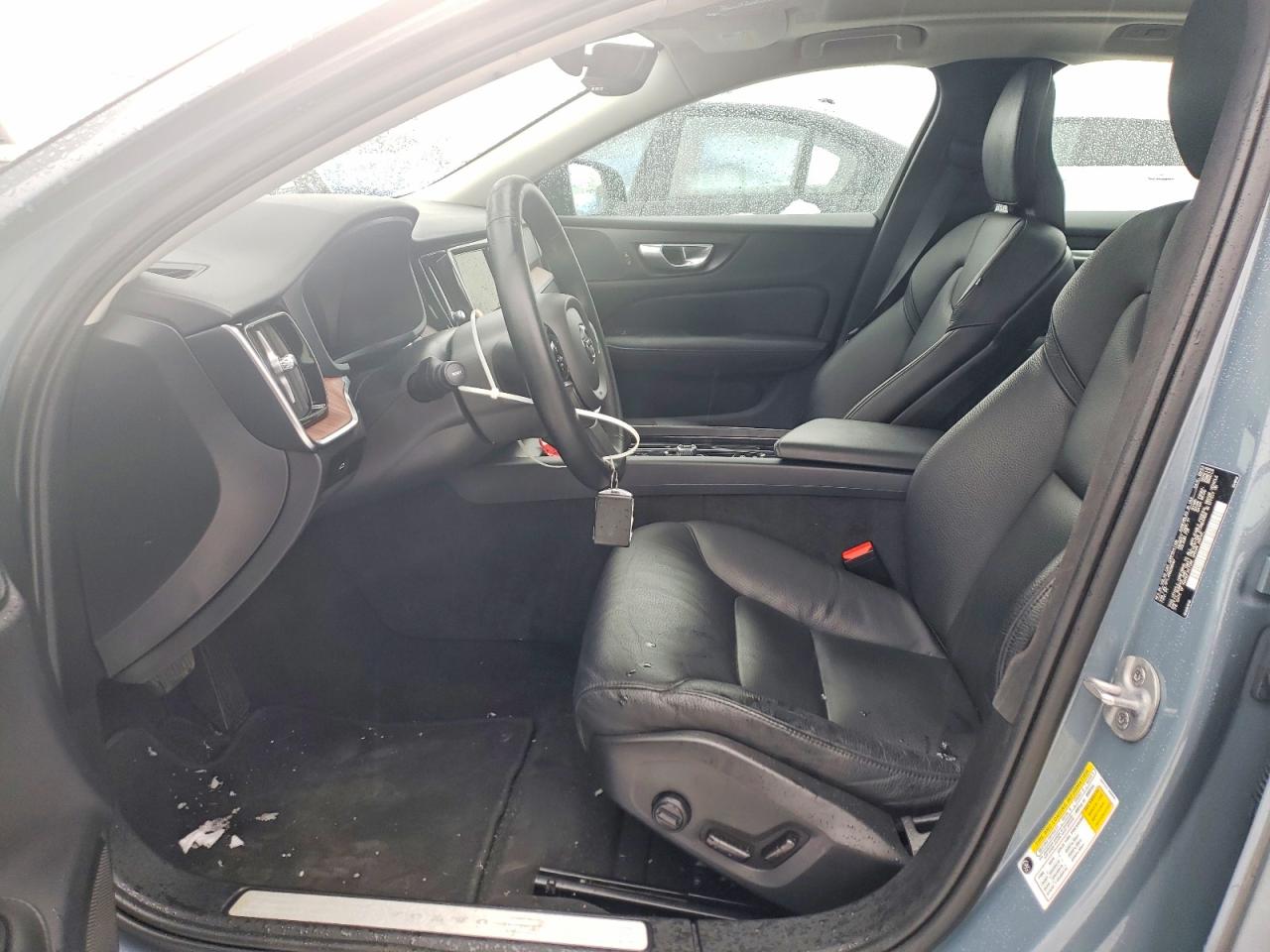 2024 VOLVO S60 PLUS photo 7