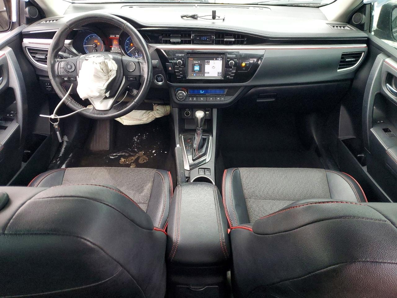 2016 TOYOTA COROLLA L photo 8