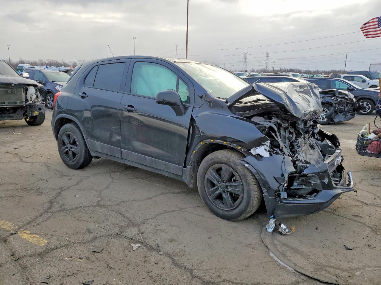 2020 CHEVROLET TRAX LS photo 4