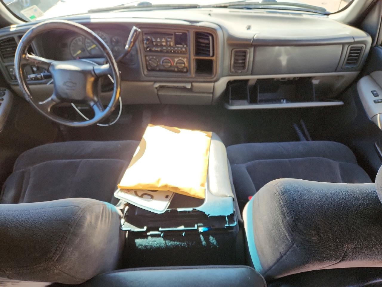 2001 CHEVROLET TAHOE C1500 photo 8