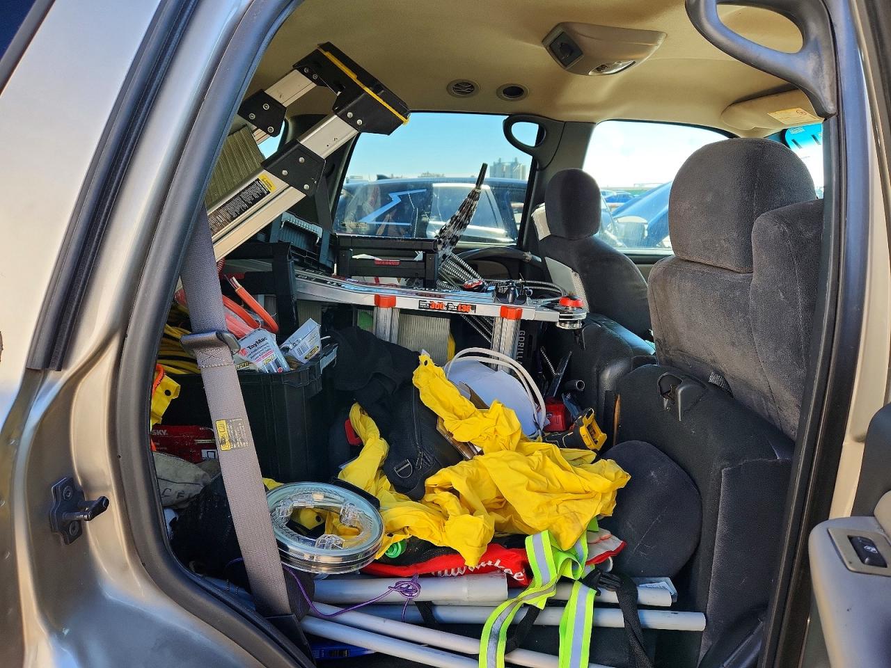 2001 CHEVROLET TAHOE C1500 photo 11