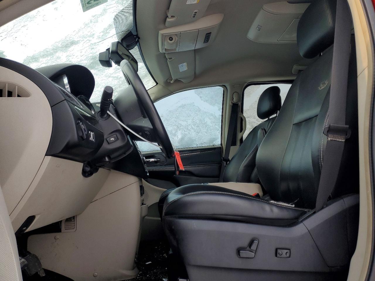 2011 CHRYSLER TOWN & COUNTRY TOURING L photo 13