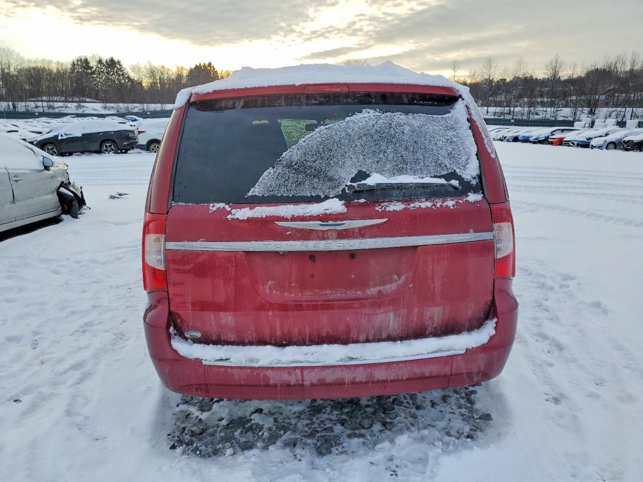 2011 CHRYSLER TOWN & COUNTRY TOURING L photo 11