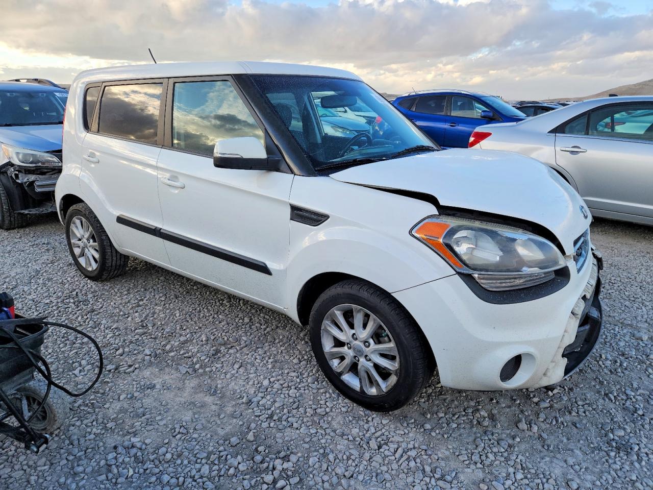 2013 KIA SOUL + photo 4
