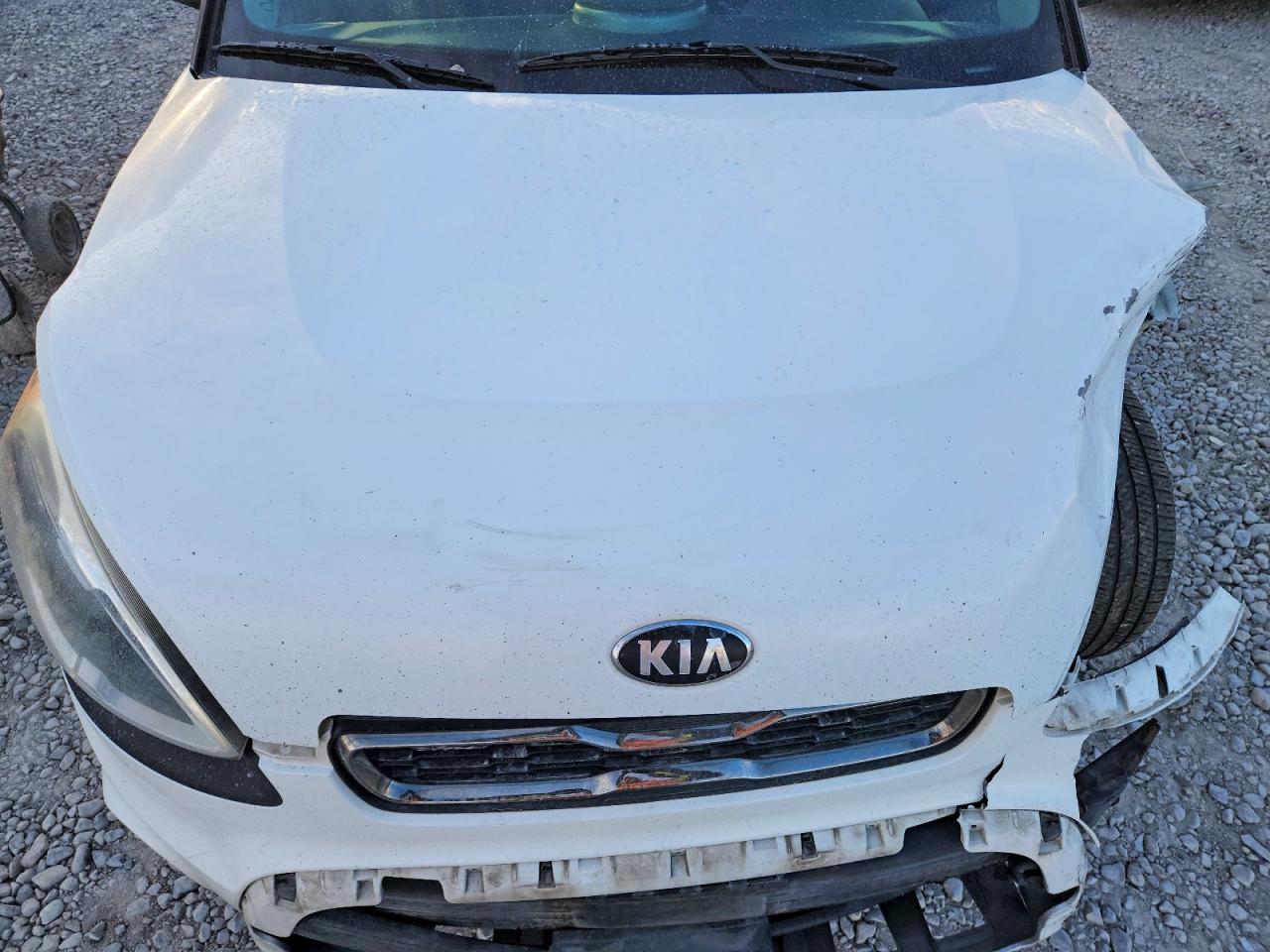 2013 KIA SOUL + photo 11