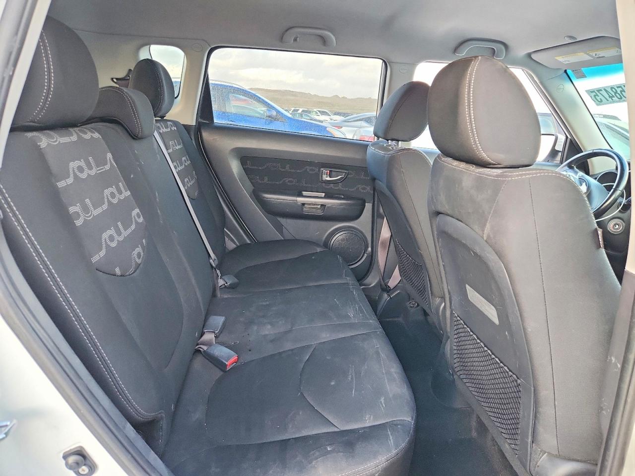 2013 KIA SOUL + photo 10