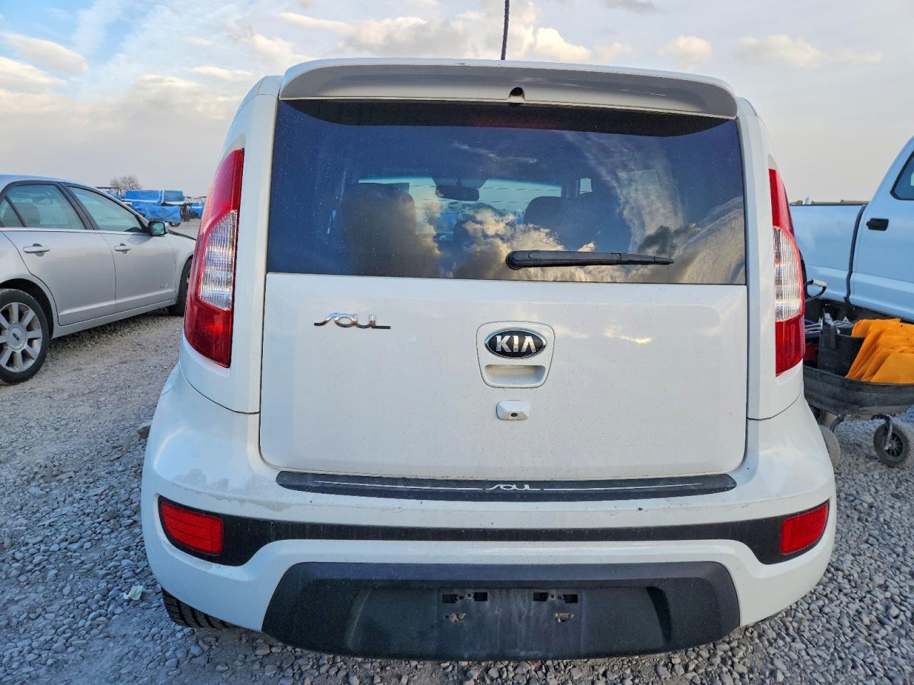 2013 KIA SOUL + photo 6
