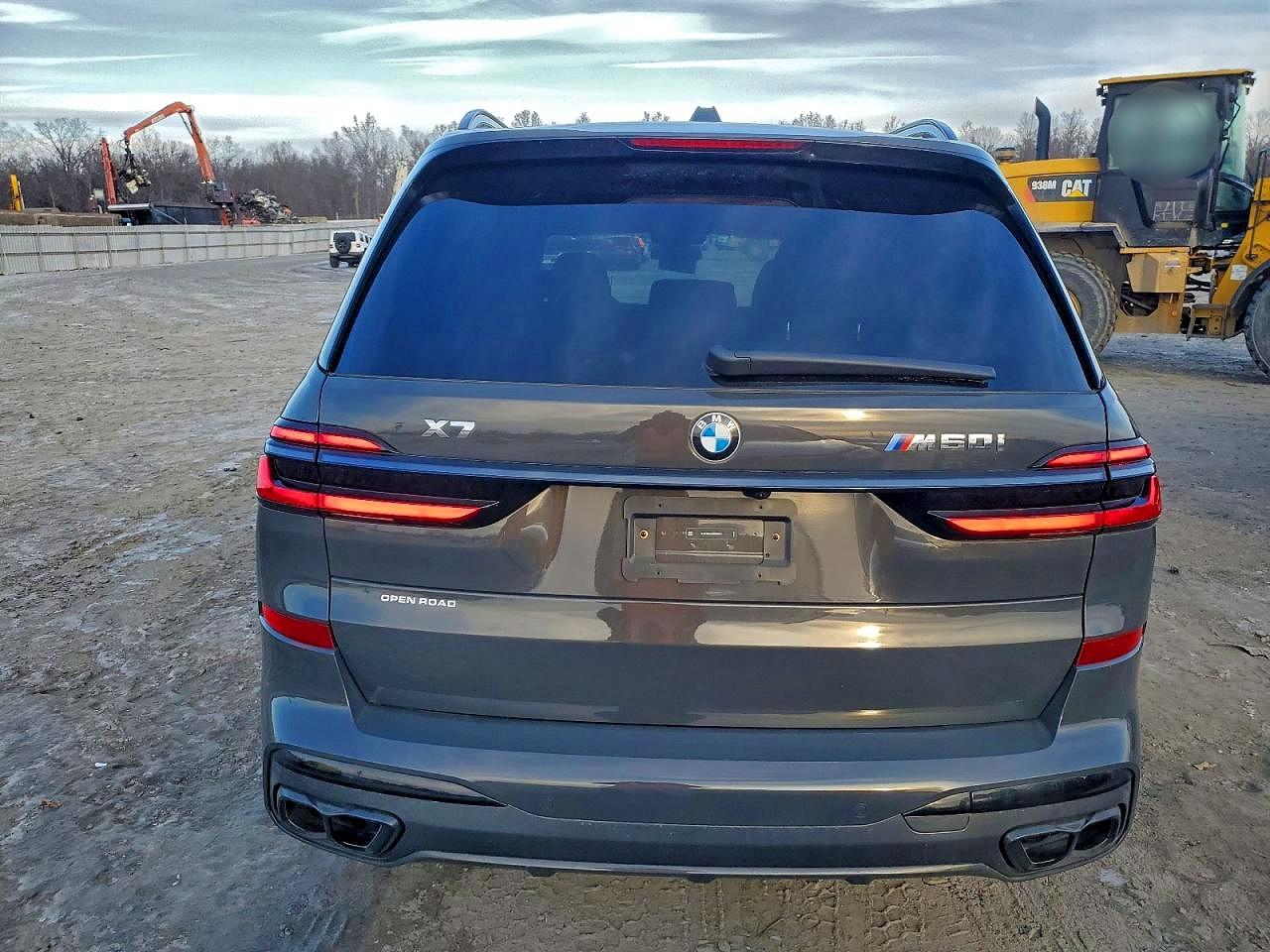 2025 BMW X7 M60I photo 6