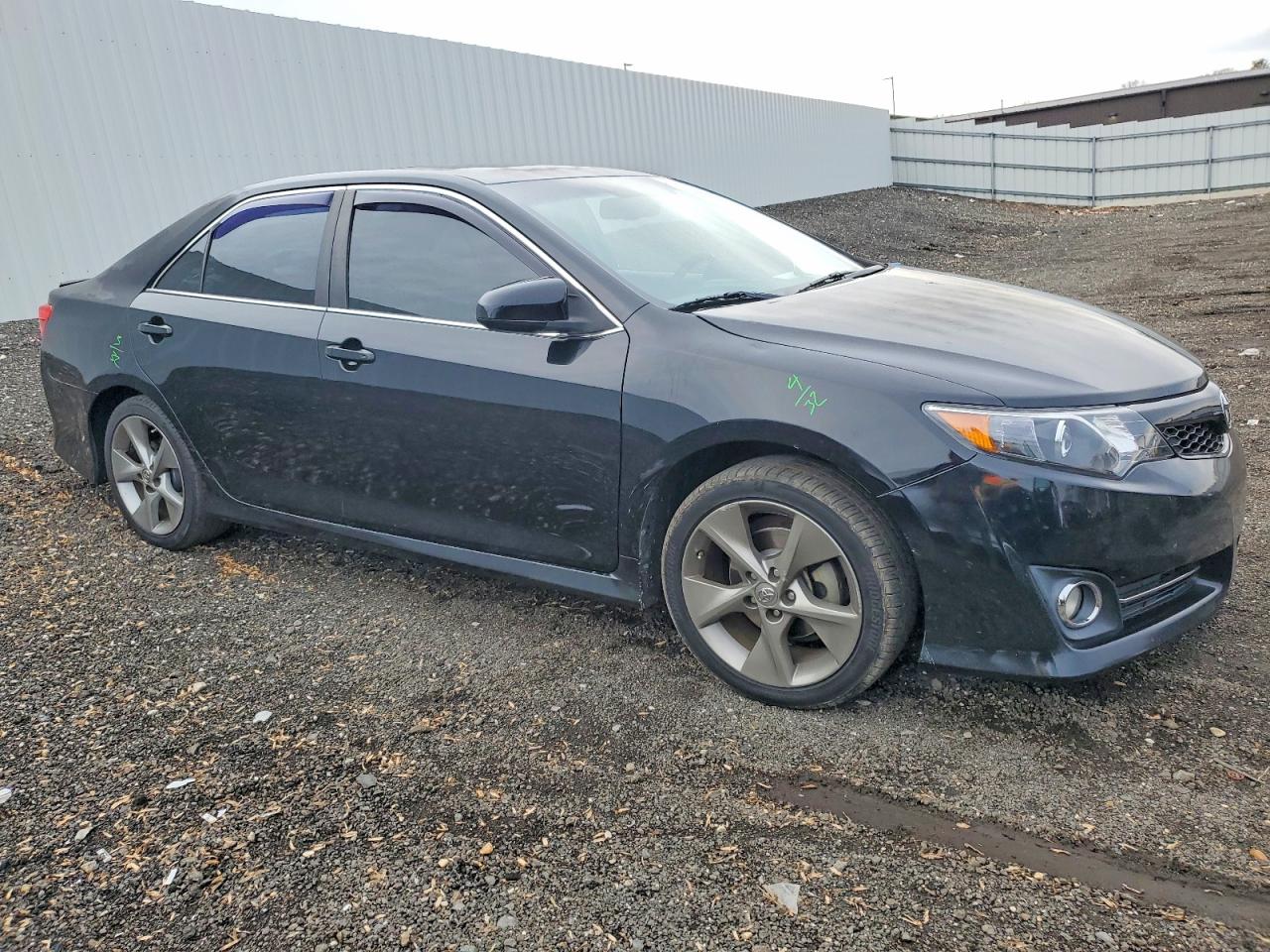 2012 TOYOTA CAMRY photo 7
