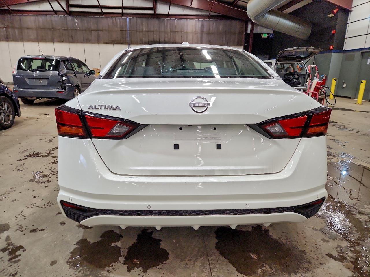 2025 NISSAN ALTIMA SV photo 6
