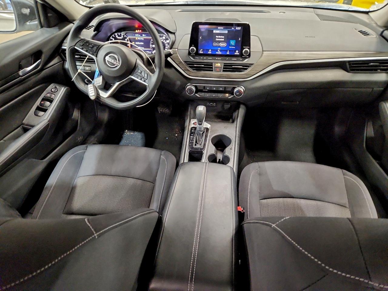 2025 NISSAN ALTIMA SV photo 8