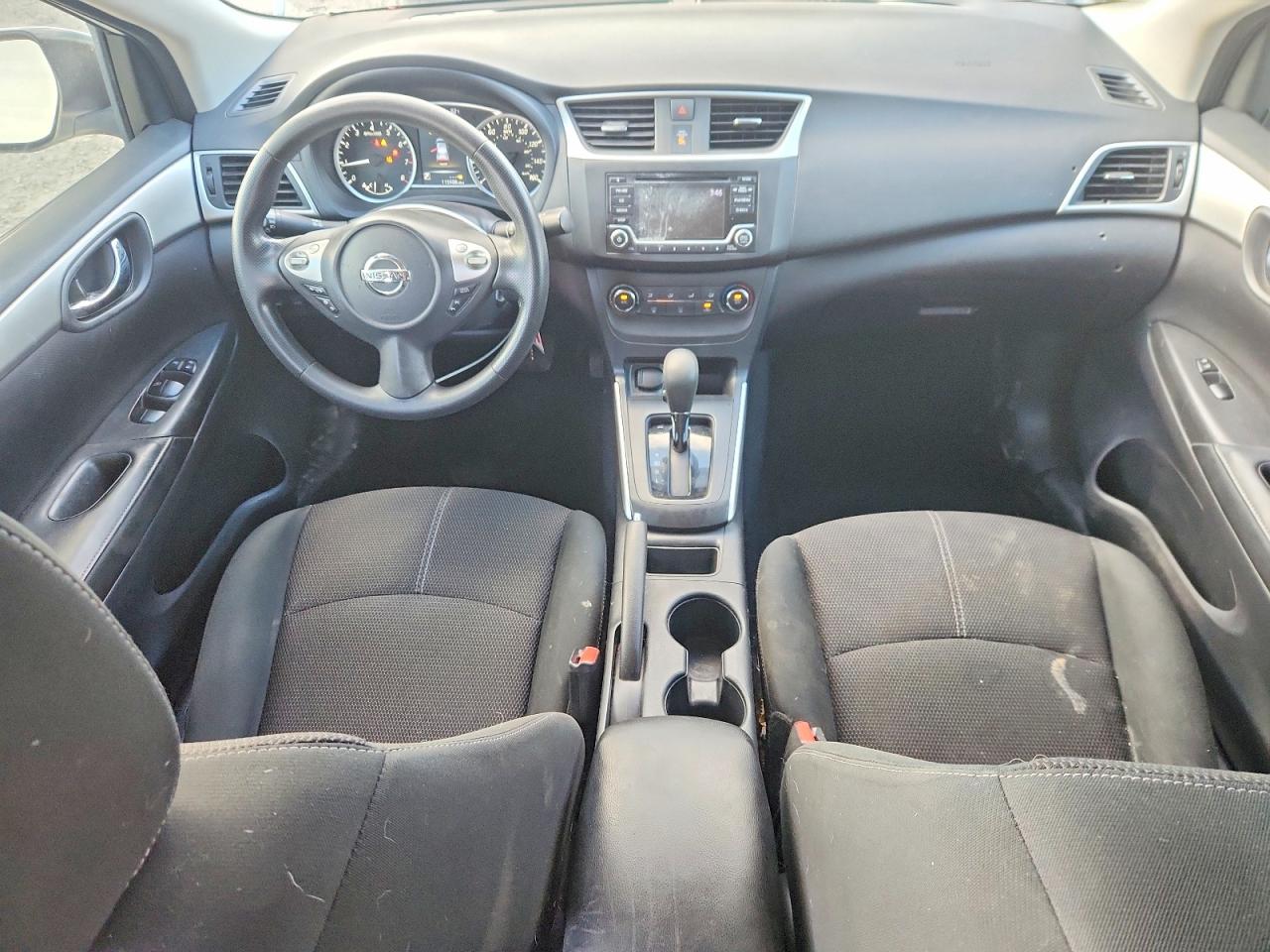 2018 NISSAN SENTRA S photo 8