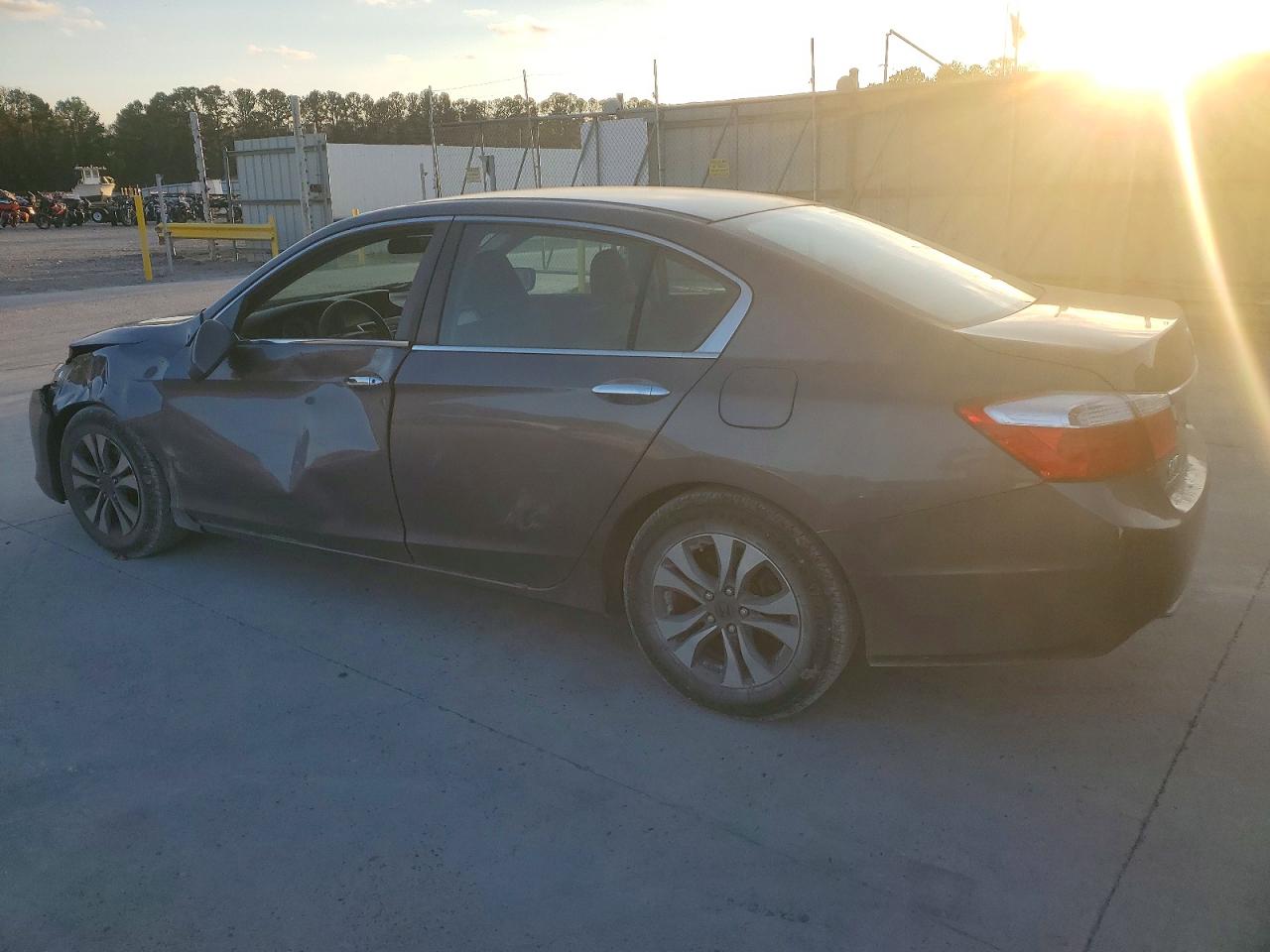 2014 HONDA ACCORD LX photo 2
