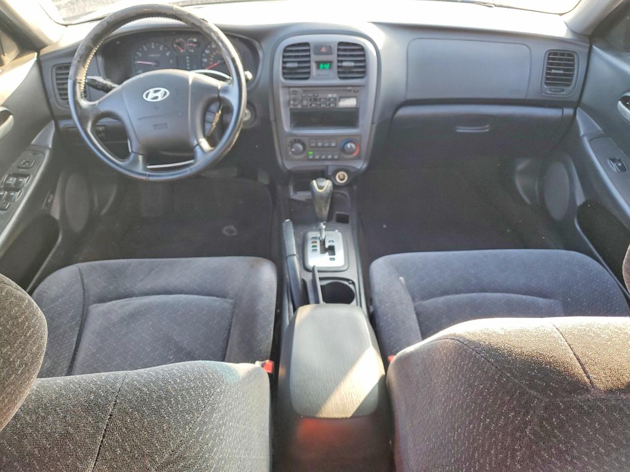2005 HYUNDAI SONATA GL photo 8
