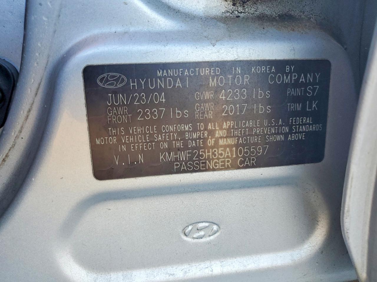 2005 HYUNDAI SONATA GL photo 12