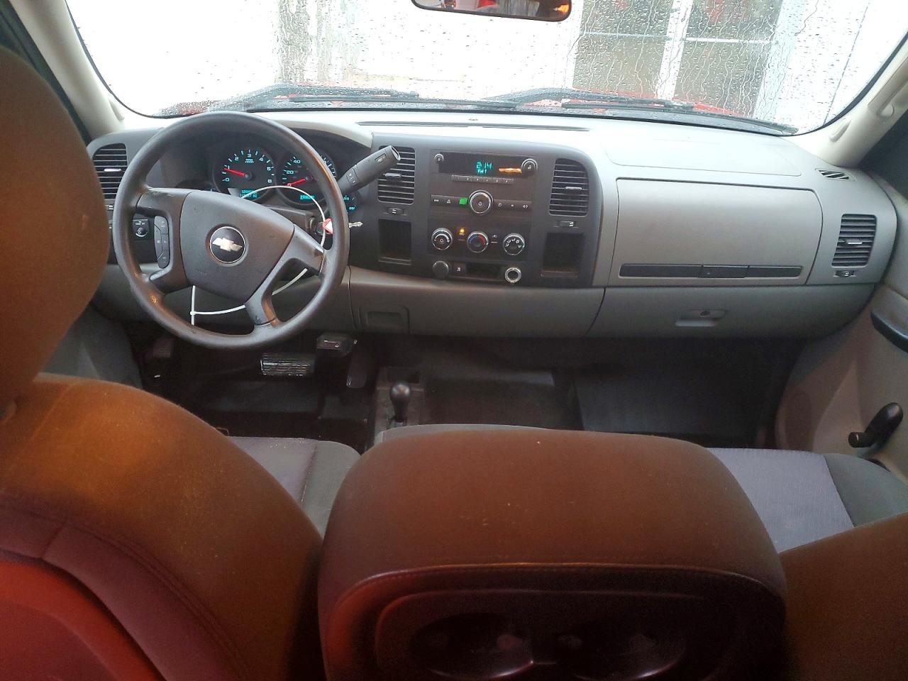 2010 CHEVROLET SILVERADO K1500 photo 8