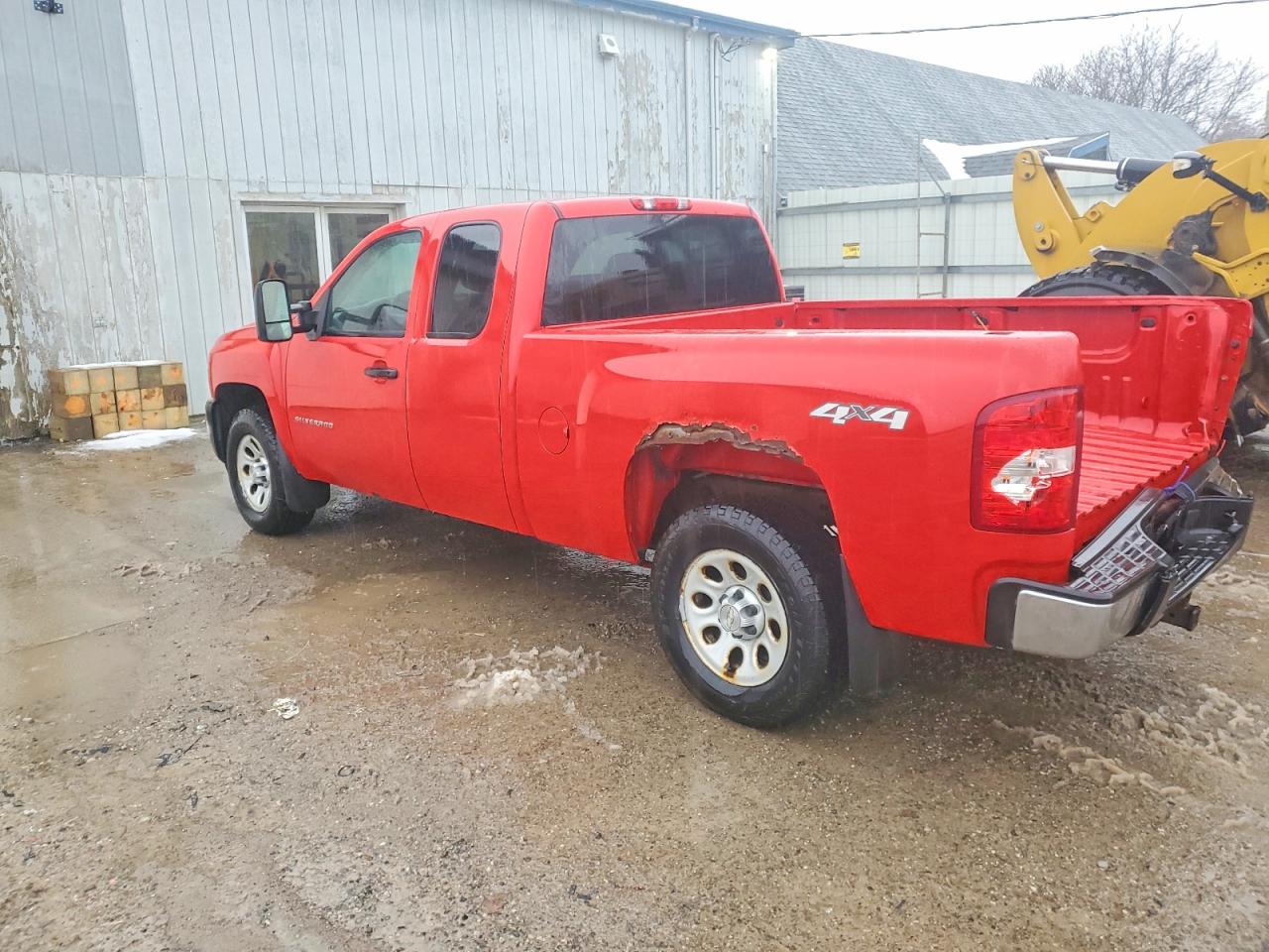 2010 CHEVROLET SILVERADO K1500 photo 2