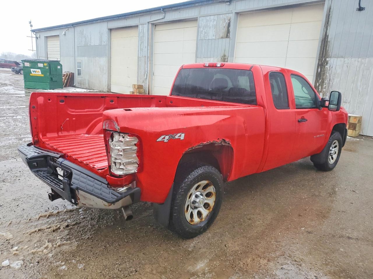 2010 CHEVROLET SILVERADO K1500 photo 3