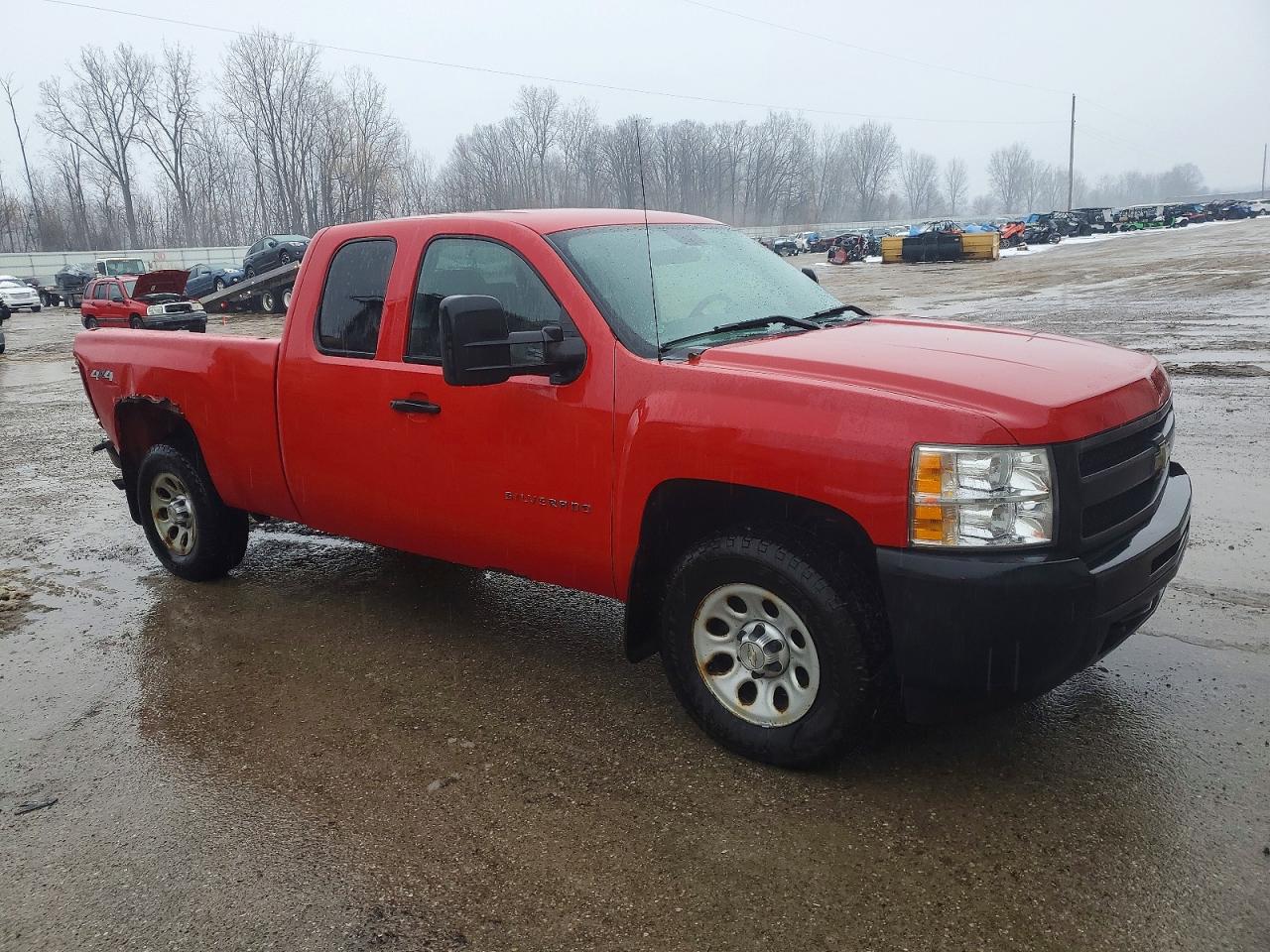 2010 CHEVROLET SILVERADO K1500 photo 4